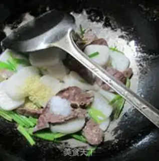 Make Celery hog and plum cake step 10
