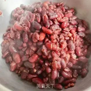 Make Sticky bean buns step 6