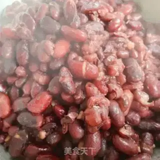 Make Sticky bean buns step 7