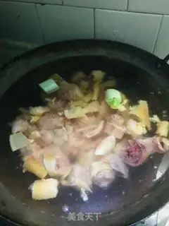 Make Monkey-head mushroom stewed cock step 2