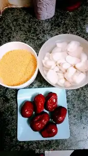 Make Porridge of the pumpkins of the red dates step 0