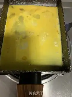 Make Scrambled eggs step 2