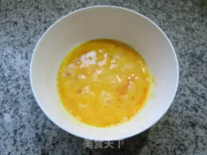 Make Pepper fried duck eggs step 2