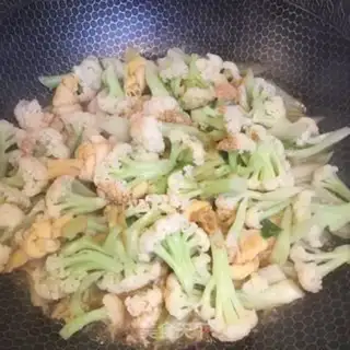 Make A hundred-leaf broccoli step 4
