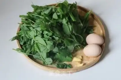 Make A bean egg soup step 0
