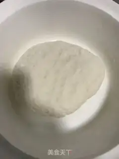 Make Cream eggs, iced shrimp dumplings step 0