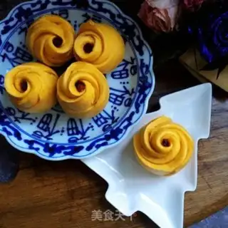 Make Pumpkin roses step 9