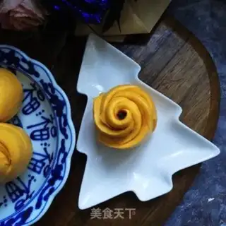 Make Pumpkin roses step 11