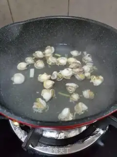 Make Celery scallop step 3