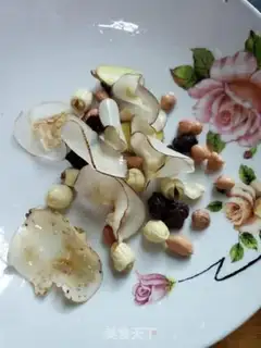 Make Subsea coconut stew step 1