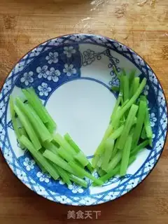 Make Celery scallop step 5