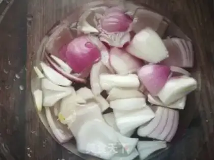 Make An onion moustache step 2