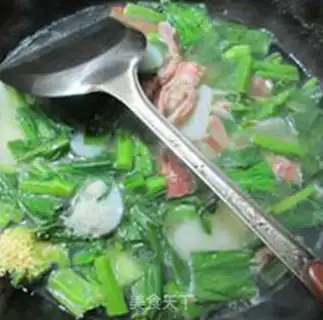 Make Shrimp oil and casserole step 11