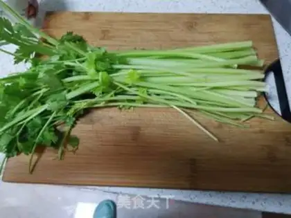 Make Celery and weeds step 0