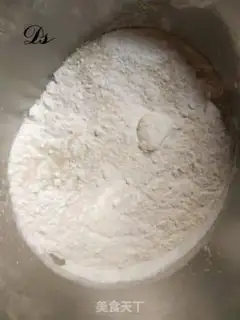 Make Noodle tow fish step 3