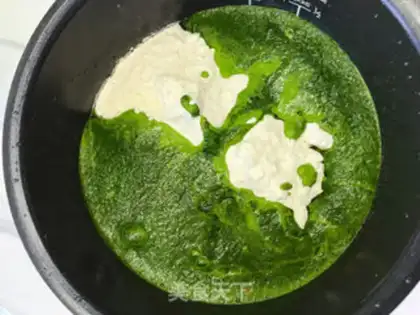 Make Pineapple egg noodles step 1