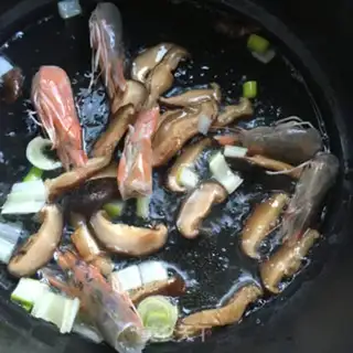 Make Shrimp cabbage tofu soup step 4