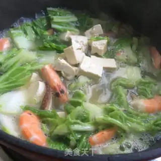 Make Shrimp cabbage tofu soup step 7