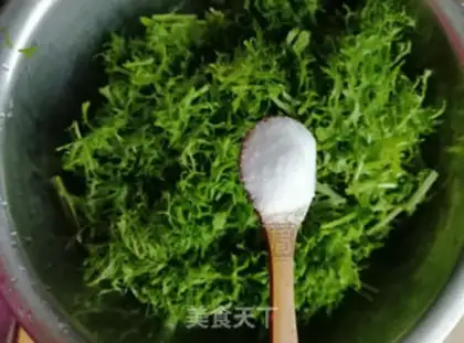 Make The silver swirl step 2