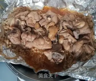 Make Golden fungus steamed chicken legs step 3