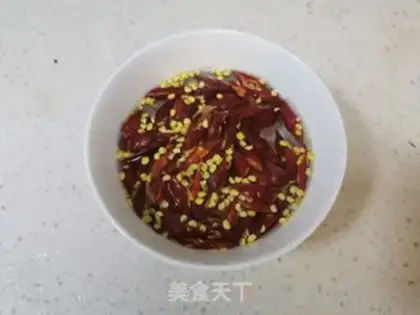 Make Scrambled eggs step 2