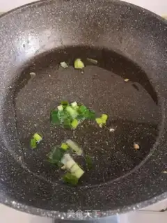 Make Shrimp radish soup step 2