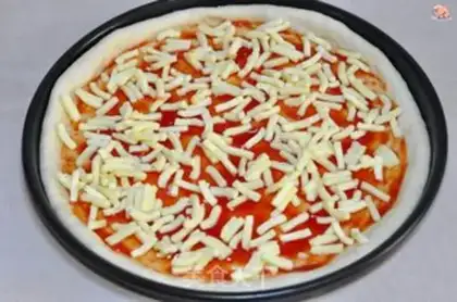 Make Chicken pizza with shrimp step 6