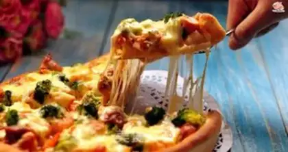 Make Chicken pizza with shrimp step 9