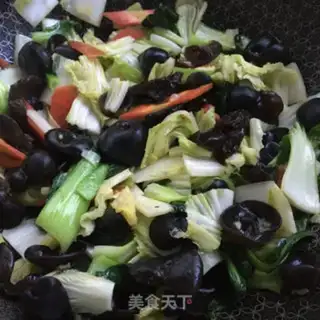 Make ♪ Little Moe-Ear fried the vegetables ♪ step 5