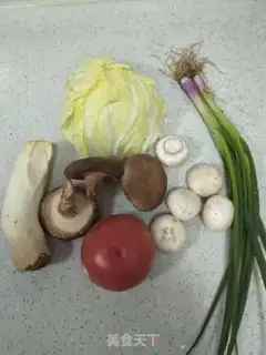Make Tomato mushroom soup step 0