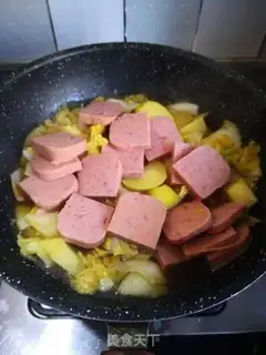 Make Soup with cabbage and potatoes step 7