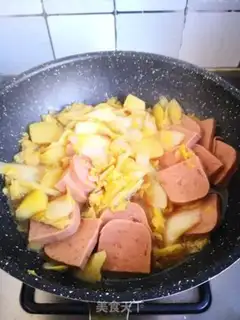 Make Soup with cabbage and potatoes step 8