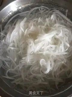 Make Clear the radish balls step 4