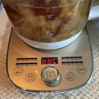 Make Peach omelet silver ear soup step 5