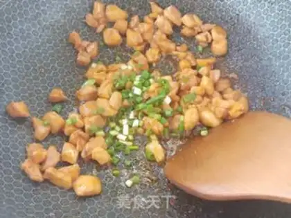 Make Chicken fried rice in Orleans step 7