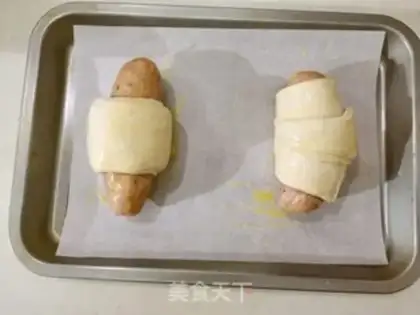 Make Hot dog rolls step 4