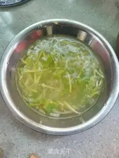 Make Jell-O step 2