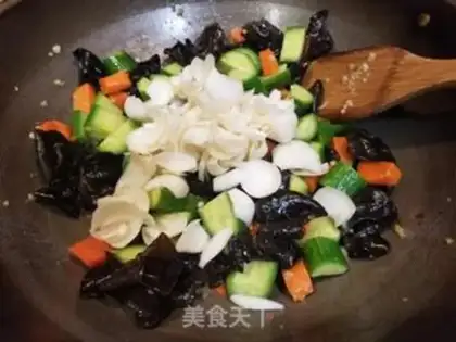 Make Soo-jin step 10
