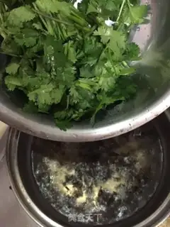 Make Black-mule fragrance egg soup step 6