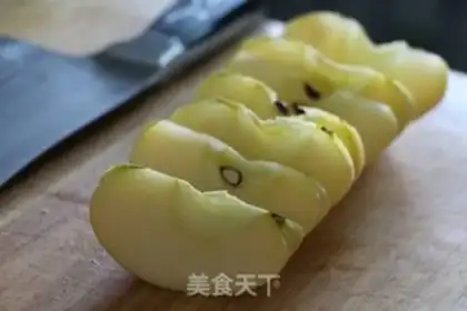 Make Cinnamon sugar fried apples step 2