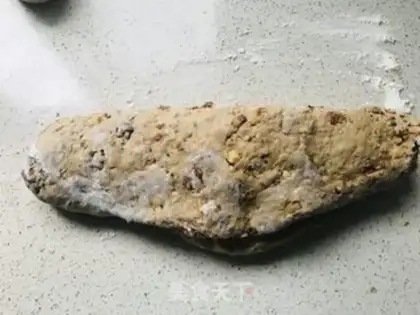 Make A red sugar nut step 9