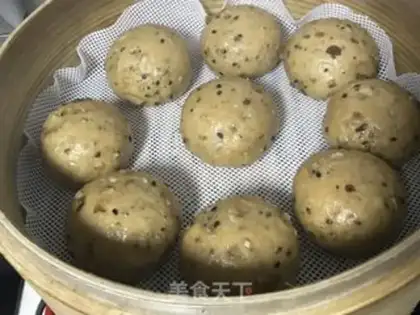 Make A red sugar nut step 14