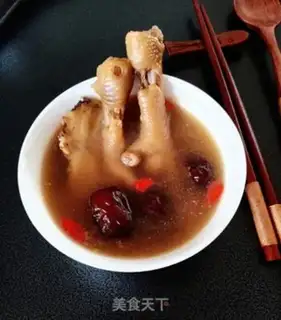 Make The medicine chicken foot soup step 6