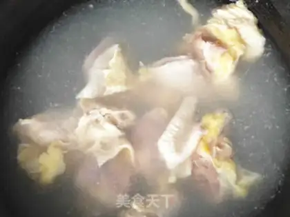Make Chicken stew, sea cucumber step 1