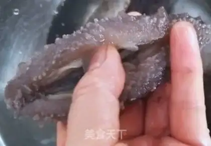 Make Chicken stew, sea cucumber step 3