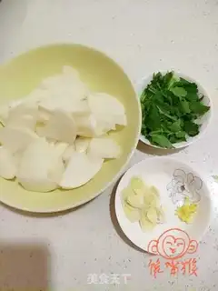 Make The radish lamb soup step 1