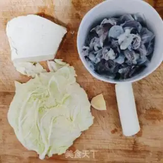 Make Bean curd soup step 0