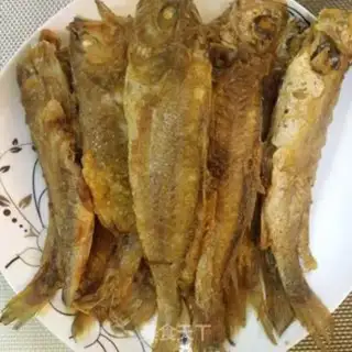 Make Dried and fried yellowfish step 5