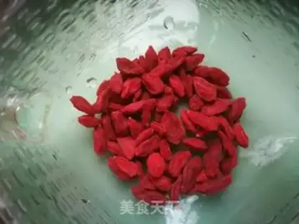 Make Cinnamon tea step 1