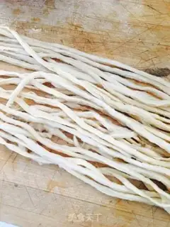 Make radish and fried eggs step 1